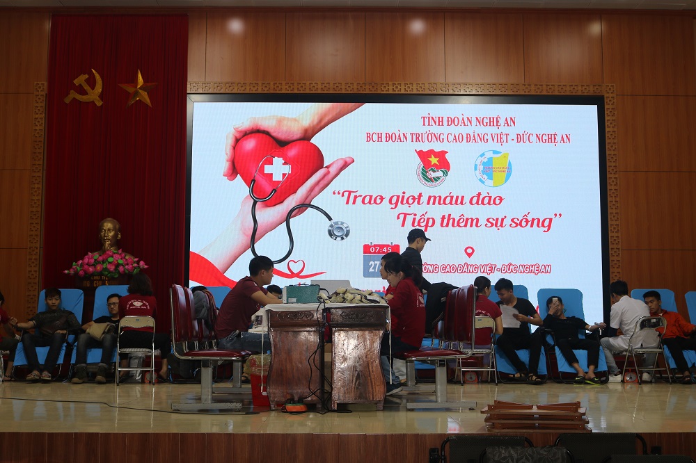 Phát động hiến máu tình nguyện 