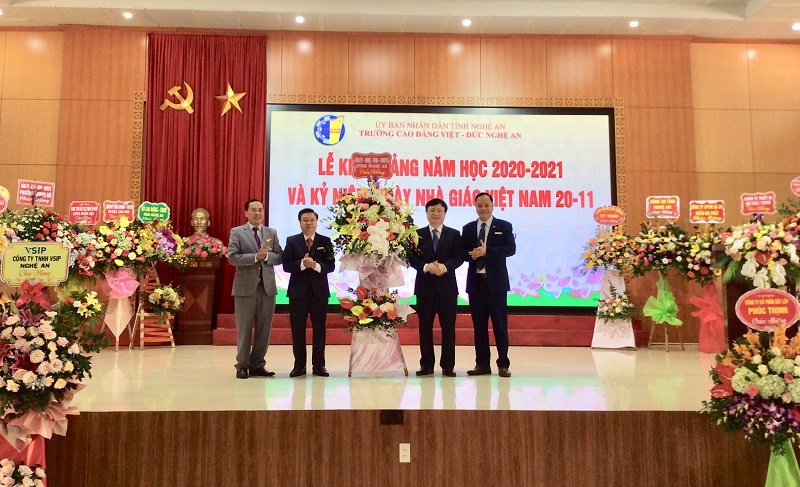 Trường Cao đẳng Việt - Đức Nghệ An long trọng tổ chức khai giảng năm học 2020 -2021