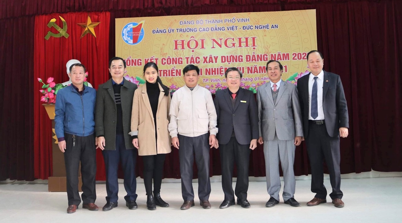 Trường Cao đẳng Việt – Đức Nghệ An tổ chức Hội nghị tổng kết công tác xây dựng Đảng năm 2020 và triển khai nhiệm vụ năm 2021