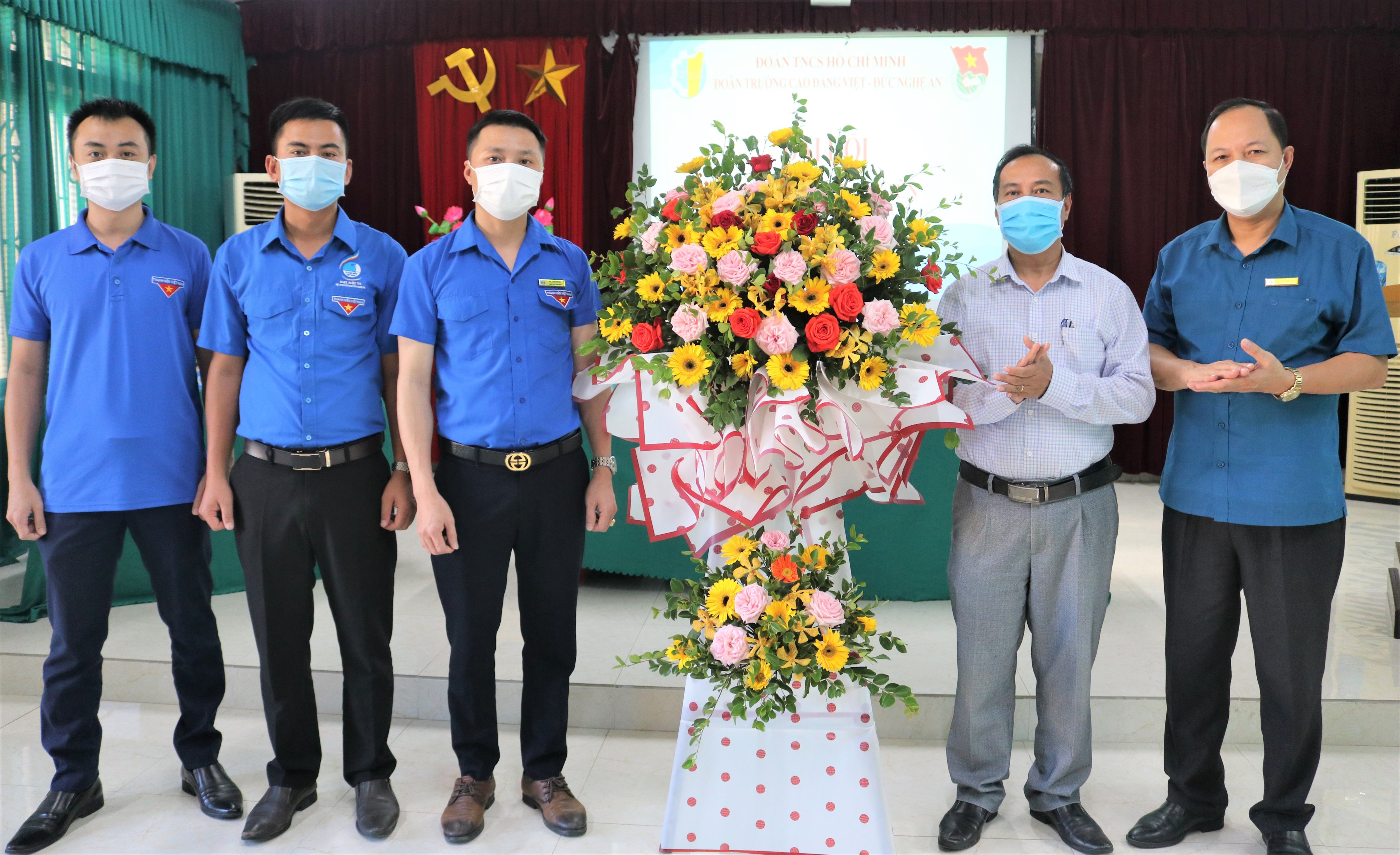 Chi đoàn giáo viên Trường Cao đẳng Việt – Đức Nghệ An tổ chức Đại hội Chi đoàn nhiệm kỳ 2021 – 2022