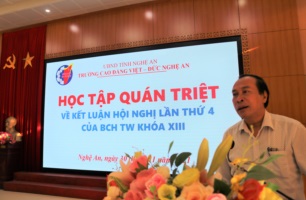 Trường Cao đẳng Việt – Đức Nghệ An tổ chức học tập quán triệt về kết luận Hội nghị lần thứ 4 của Ban Chấp hành Trung ương khóa XIII