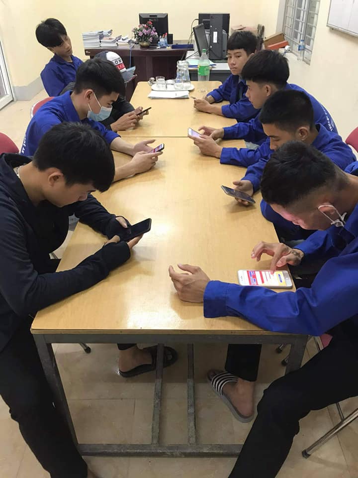 Sinh viên Trường Cao đẳng Việt - Đức Nghệ An tham gia cuộc thi 