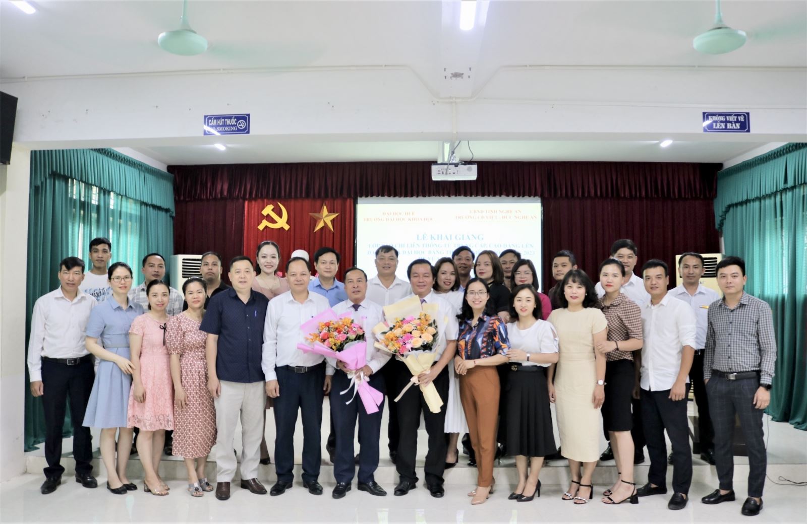  Trường Cao đẳng Việt – Đức Nghệ An phối hợp tổ chức Lễ Khai giảng lớp liên thông từ trung cấp, cao đẳng lên đại học và đại học văn bằng hai, chuyên ngành Báo chí