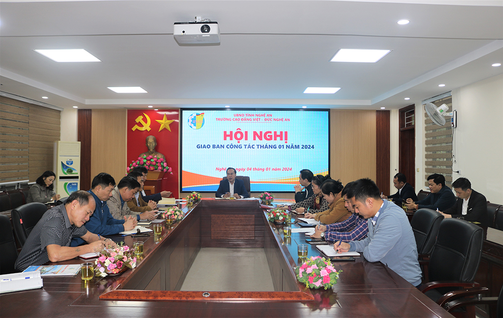 Trường Cao đẳng Việt – Đức Nghệ An tổ chức Hội nghị Giao ban công tác tháng 01 năm 2024
