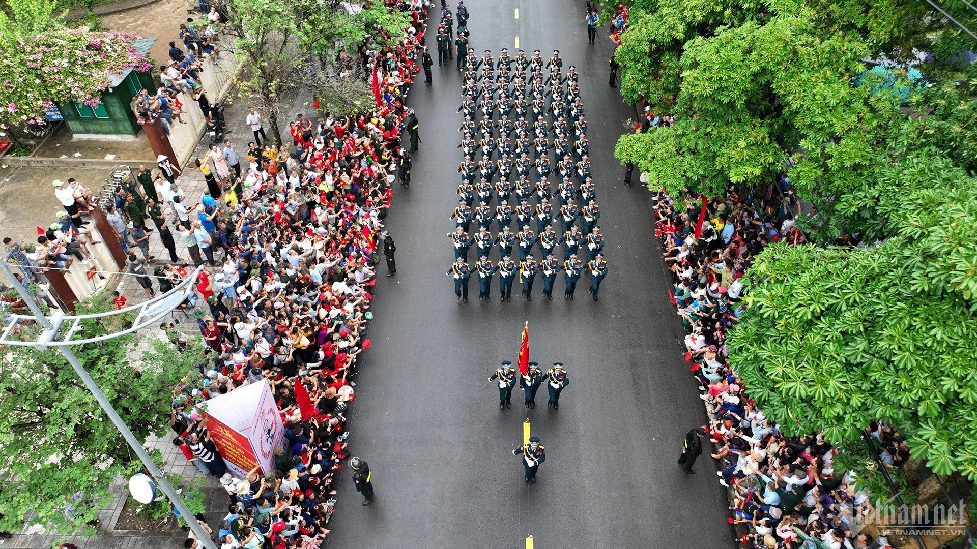 Những hình ảnh ấn tượng tại lễ diễu binh, diễu hành kỷ niệm 70 năm chiến thắng Điện Biên Phủ