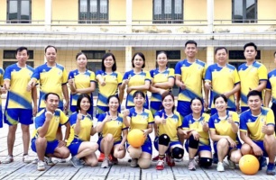 Đoàn thể thao Công đoàn Trường Cao đẳng Việt – Đức Nghệ An tham gia Giải Bóng chuyền hơi nam nữ do Liên đoàn Lao động Thành phố Vinh tổ chức