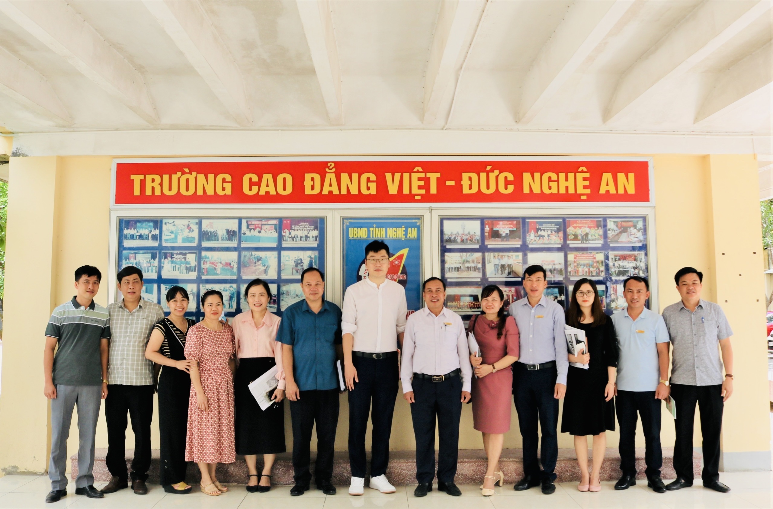 Trường Cao đẳng Việt – Đức Nghệ An làm việc với Công ty TNHH Khoa học kỹ thuật Goertek Vina về hợp tác đào tạo và tuyển dụng lao động