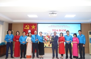 Công đoàn Trường Cao đẳng Việt – Đức Nghệ An tổ chức tọa đàm kỷ niệm Ngày Quốc tế Phụ nữ 08/3