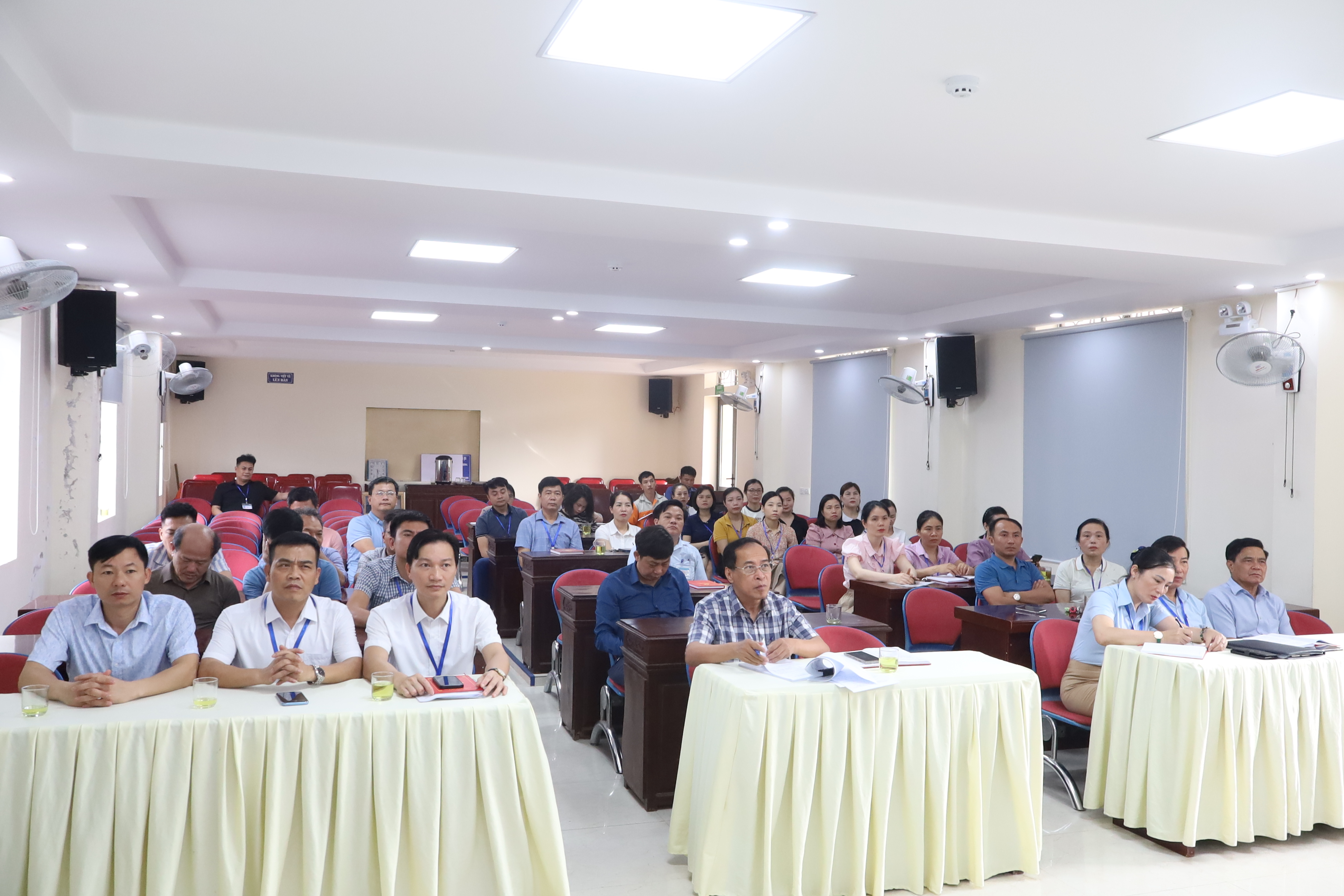 Hội nghị trực tuyến nghiên cứu, quán triệt các chuyên đề, chỉ thị của Bộ Chính trị tại điểm cầu Đảng bộ Trường Cao đẳng Việt – Đức Nghệ An