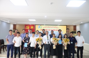 Trường Cao đẳng Việt – Đức Nghệ An Tổng kết và tuyên dương, khen thưởng giảng viên hướng dẫn và nhóm học sinh, sinh viên đạt thành tích xuất sắc tại vòng Chung kết Cuộc thi Quốc gia “Học sinh, sinh viên với ý tưởng khởi nghiệp lần thứ VII”