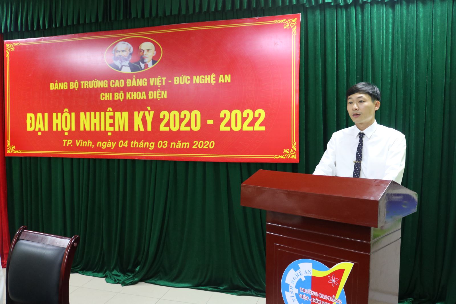 Chi bộ Khoa Điện tổ chức Đại hội nhiệm kỳ 2020 - 2022